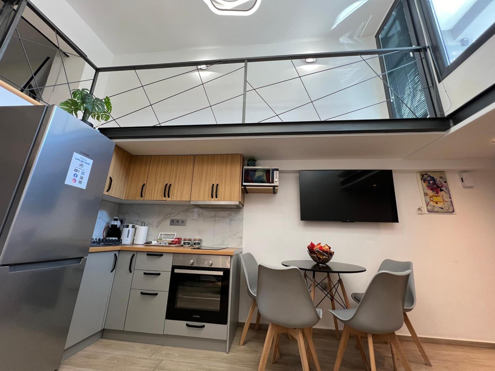 City Center Loft With Private Parking Kavala Exterior photo