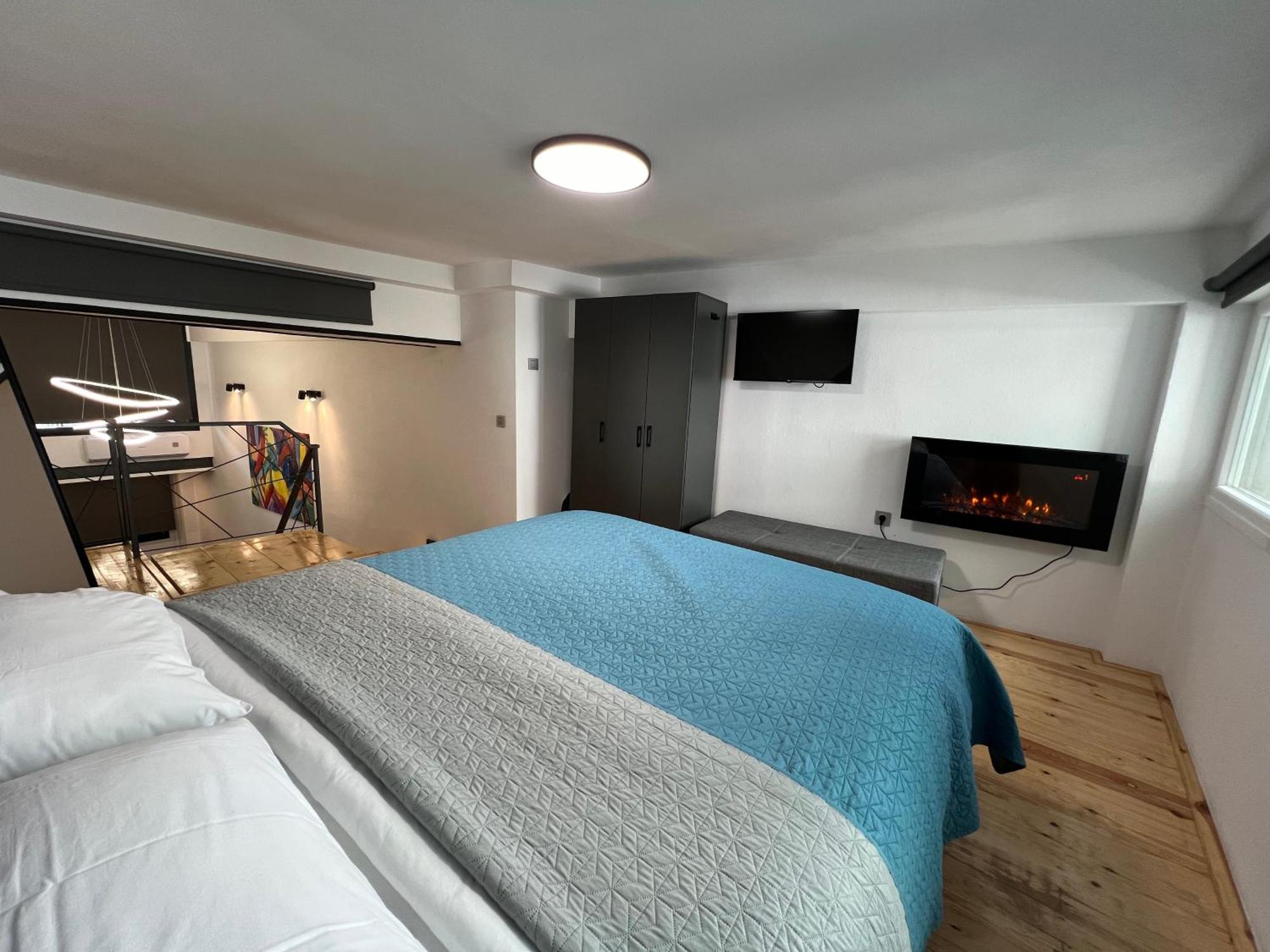 City Center Loft With Private Parking Kavala Exterior photo